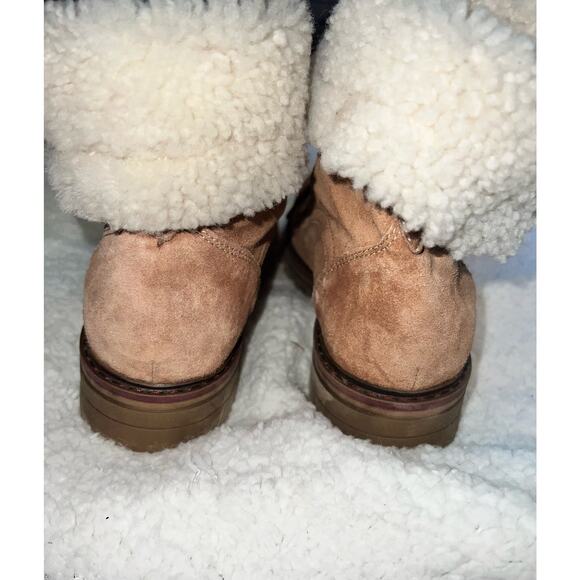 Celtic & Co. Sheepskin Trim Hiker Boots - size 40/9 - Picture 3 of 8